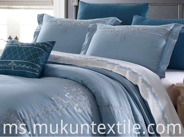  Cotton Embroidery Bedding Set